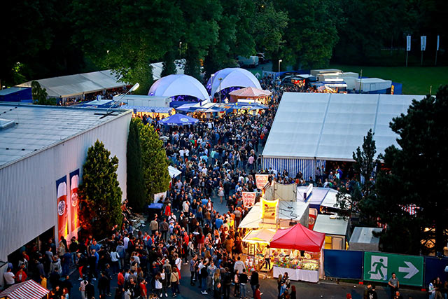 Luftaufnahme des Maisel's Weissbierfest